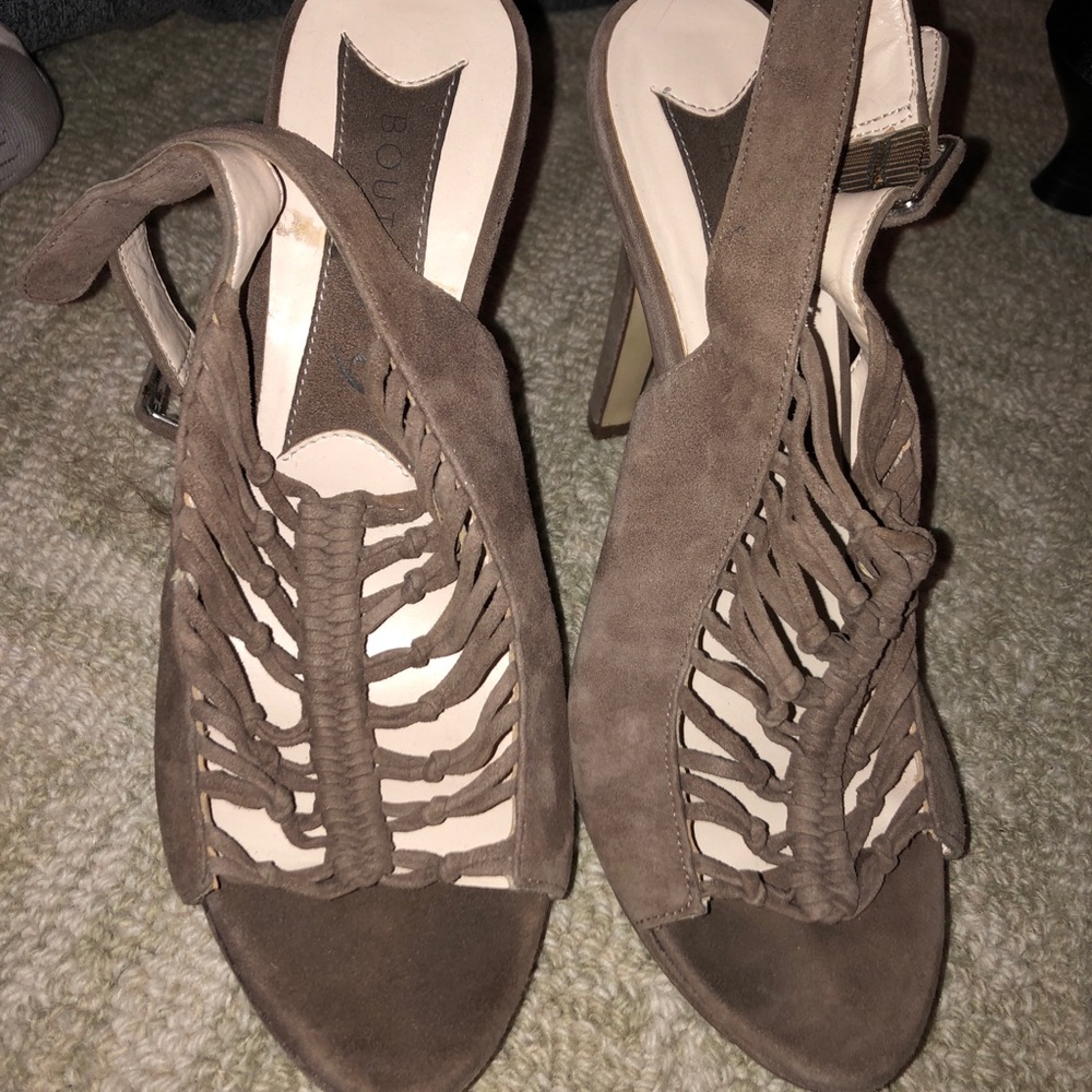 Brown heels! Size 8